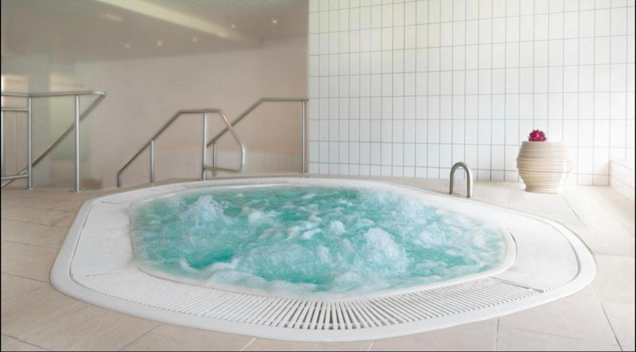 Executive Suite Ac & Free Parking Цюрих Екстер'єр фото